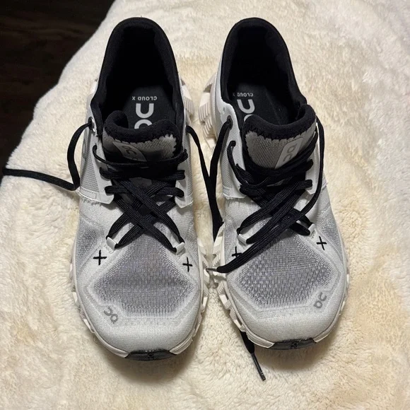 On cloud x - Picture 1 of 4